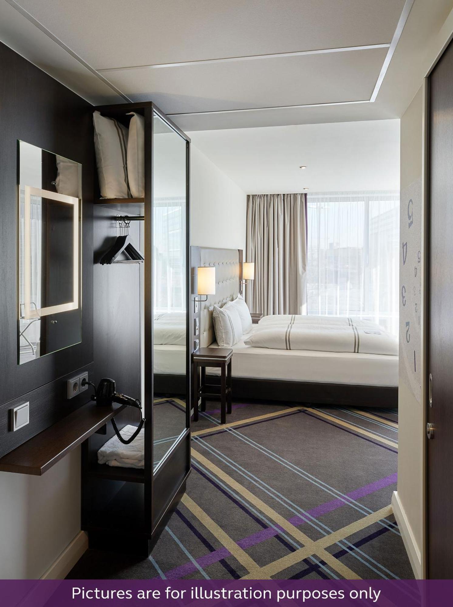 Premier Inn Muenchen City Zentrum ภายนอก รูปภาพ