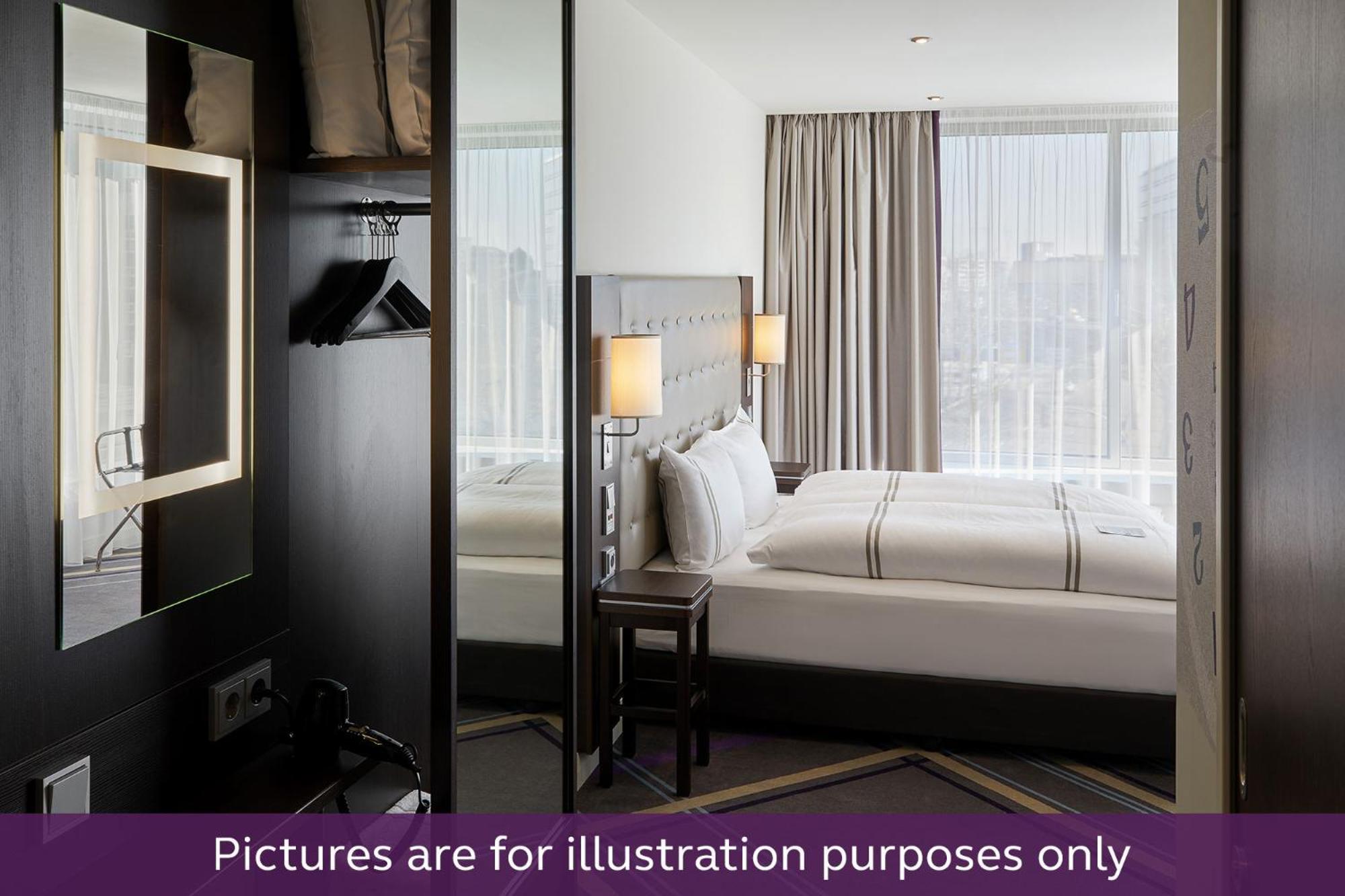 Premier Inn Muenchen City Zentrum ภายนอก รูปภาพ