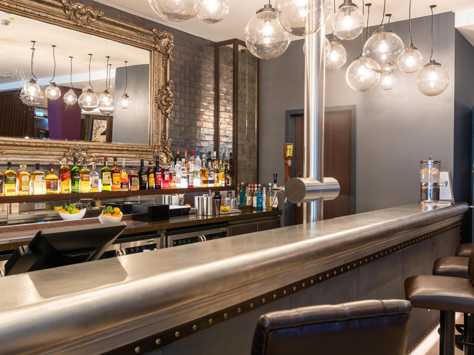 Premier Inn Muenchen City Zentrum ภายนอก รูปภาพ